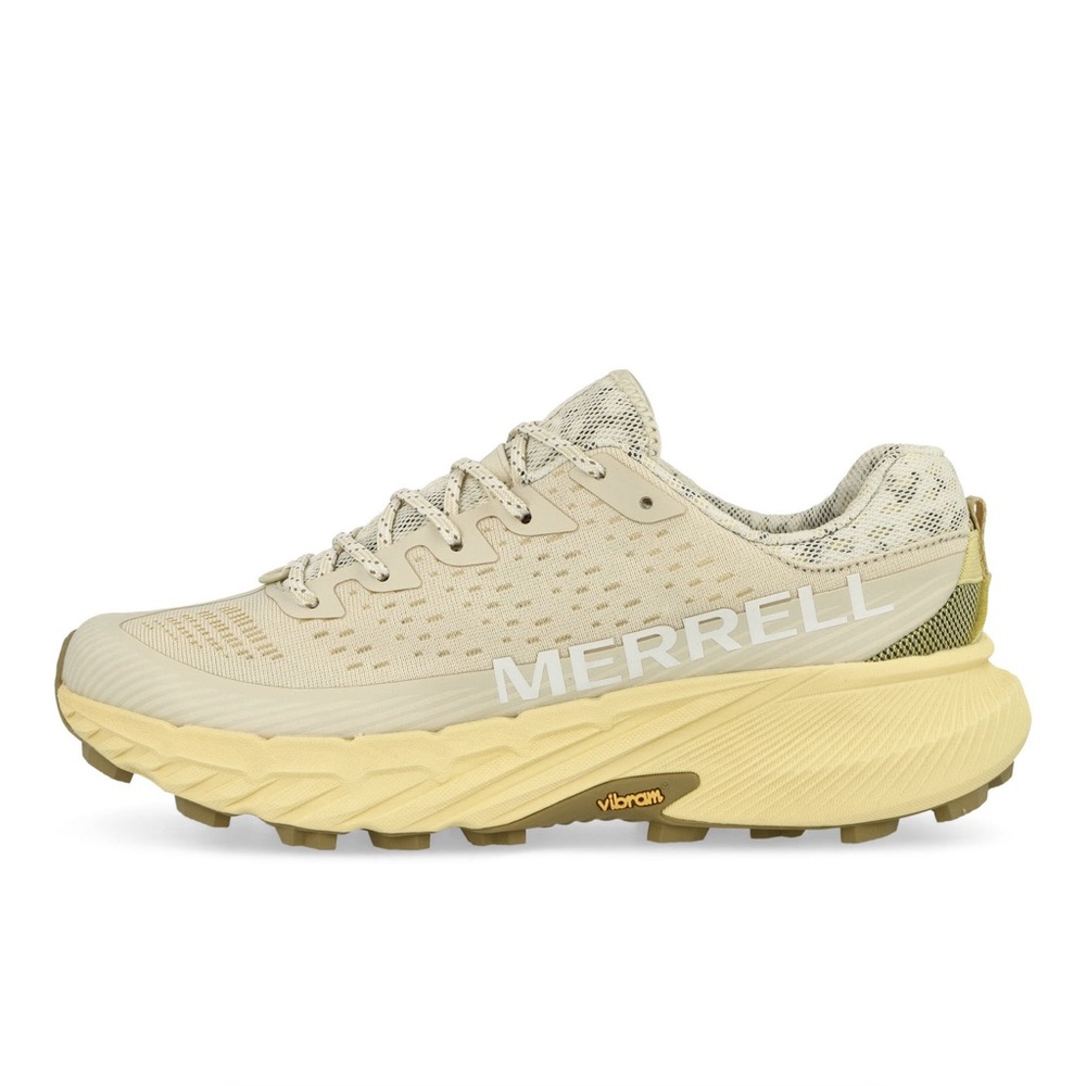 NWOT MERRELL AGILITY PEAK 5